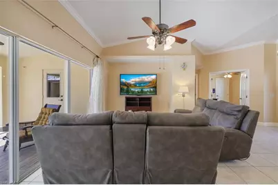 330 SW 19th Ln, Cape Coral, FL 33991 - Photo 9