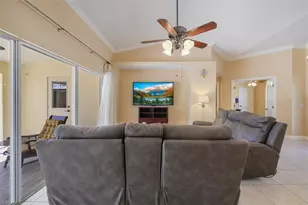 330 SW 19th Ln, Cape Coral, FL 33991 - Photo 9