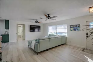 305 SE 14th Terrace, Cape Coral, FL 33990 - Photo 7