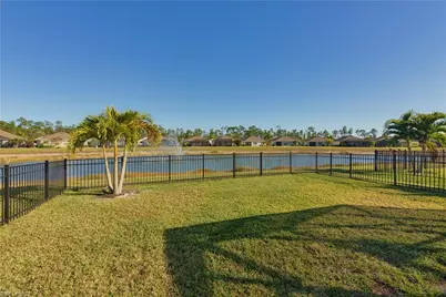 20056 Sweetbay Dr, North Fort Myers, FL 33917 - Photo 9