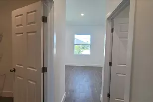 424 SW 28th Ave, Cape Coral, FL 33991 - Photo 11