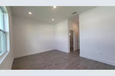 424 SW 28th Ave, Cape Coral, FL 33991 - Photo 15