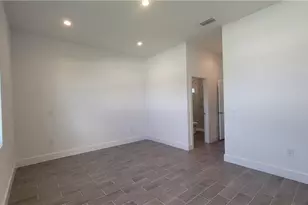 424 SW 28th Ave, Cape Coral, FL 33991 - Photo 15