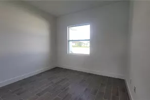 424 SW 28th Ave, Cape Coral, FL 33991 - Photo 27