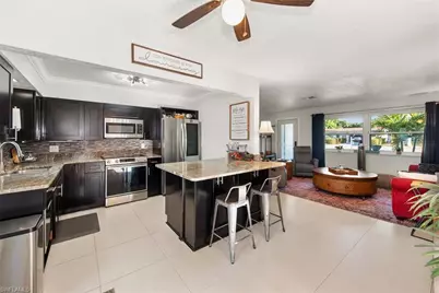 3945 Edgewood Ave, Fort Myers, FL 33916 - Photo 9