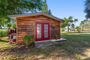 3945 Edgewood Ave, Fort Myers, FL 33916 - Photo 21