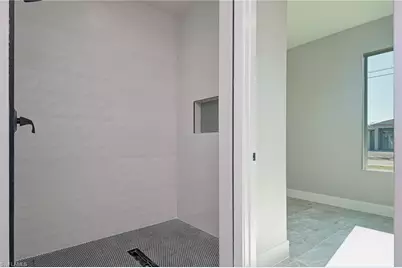 1202 SW 8th Pl, Cape Coral, FL 33991 - Photo 9