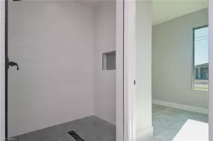 1202 SW 8th Pl, Cape Coral, FL 33991 - Photo 9