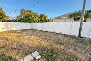 326 SW 29th St, Cape Coral, FL 33914 - Photo 47