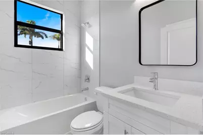 1109 NE 2nd Ave, Cape Coral, FL 33909 - Photo 9