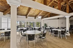 290 Naples Cove Dr, Naples, FL 34110 - Photo 25