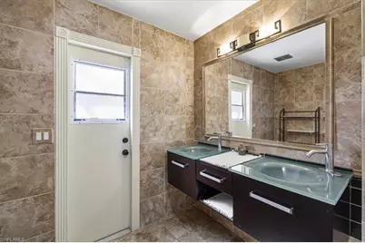 4321 SW 16th Pl, Cape Coral, FL 33914 - Photo 13