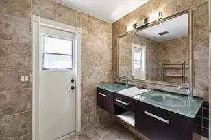 4321 SW 16th Pl, Cape Coral, FL 33914 - Photo 13