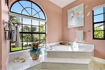 1126 Harbour Cottage Ct, Sanibel, FL 33957 - Photo 19