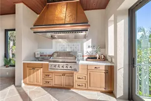 3767 W Gulf Dr, Sanibel, FL 33957 - Photo 21