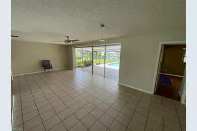 1040 SE 43rd St, Cape Coral, FL 33904 - Photo 7