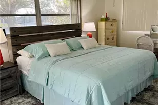 1040 SE 43rd St, Cape Coral, FL 33904 - Photo 11