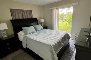 1040 SE 43rd St, Cape Coral, FL 33904 - Photo 21