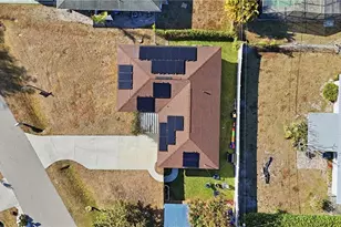 885 Entrada Dr S, Fort Myers, FL 33919 - Photo 17