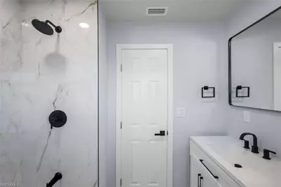 1389 Pine Ave, North Fort Myers, FL 33917 - Photo 17