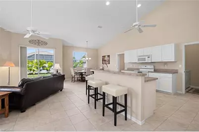 2829 SW 36th St, Cape Coral, FL 33914 - Photo 5