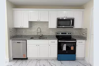 27160 Chula Vista Dr, Punta Gorda, FL 33955 - Photo 5