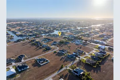 1418 NW 33rd Pl, Cape Coral, FL 33993 - Photo 17