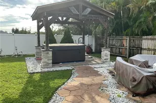 320 SE 28th Terrace, Cape Coral, FL 33904 - Photo 9