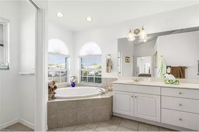 228 SE 31st Ter, Cape Coral, FL 33904 - Photo 19