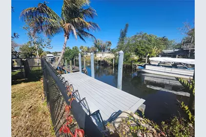 2248 Marina Park Dr, Fort Myers, FL 33905 - Photo 3