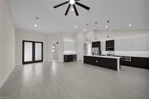 1425 NE 2nd St, Cape Coral, FL 33909 - Photo 3