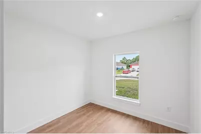 2516 38th St SW, Lehigh Acres, FL 33976 - Photo 11