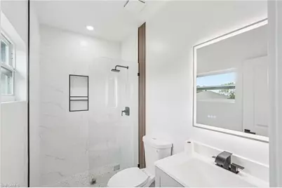 2516 38th St SW, Lehigh Acres, FL 33976 - Photo 15