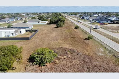 2843 Embers Pkwy W, Cape Coral, FL 33993 - Photo 9