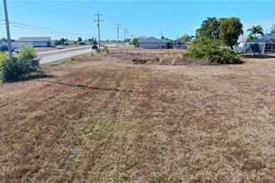 2843 Embers Pkwy W, Cape Coral, FL 33993 - Photo 11