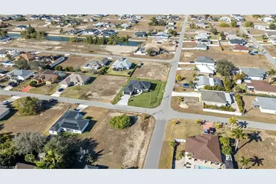 1030 NE 2nd Ave, Cape Coral, FL 33909 - Photo 27