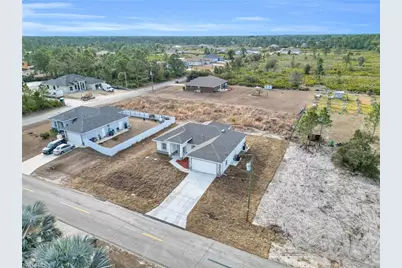 1803 W 14th St, Lehigh Acres, FL 33972 - Photo 9