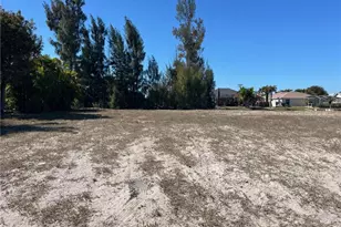 3748 SW 11th Pl, Cape Coral, FL 33914 - Photo 1