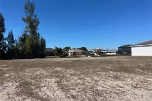 3748 SW 11th Pl, Cape Coral, FL 33914 - Photo 3