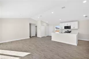 1110 NW 19th St, Cape Coral, FL 33993 - Photo 11