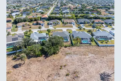 2846 SW 25th Pl, Cape Coral, FL 33914 - Photo 11