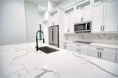 9 NW 12th Pl, Cape Coral, FL 33993 - Photo 17