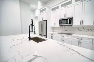 9 NW 12th Pl, Cape Coral, FL 33993 - Photo 17