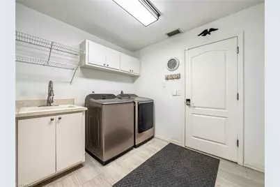 2030 SE 6th Ln, Cape Coral, FL 33990 - Photo 27