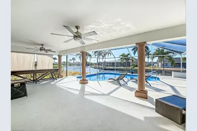 2030 SE 6th Ln, Cape Coral, FL 33990 - Photo 11