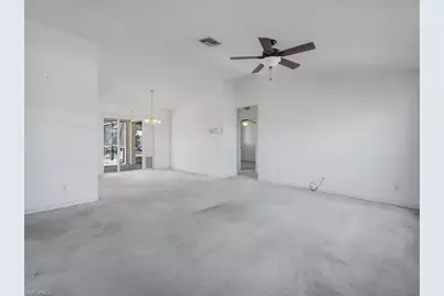 2206 SE 8th Pl, Cape Coral, FL 33990 - Photo 7