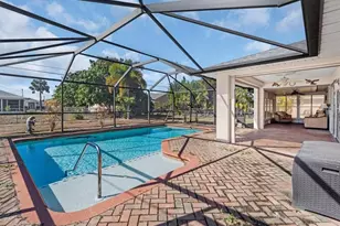 2206 SE 8th Pl, Cape Coral, FL 33990 - Photo 37