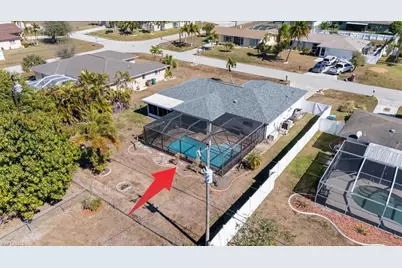 2206 SE 8th Pl, Cape Coral, FL 33990 - Photo 43