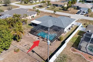 2206 SE 8th Pl, Cape Coral, FL 33990 - Photo 43