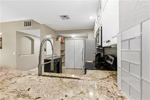 4263 Liron Ave, Fort Myers, FL 33916 - Photo 7